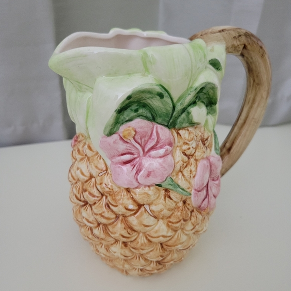 Vintage hand painted pineapple 🍍 pitcher jug - Picture 6 of 8